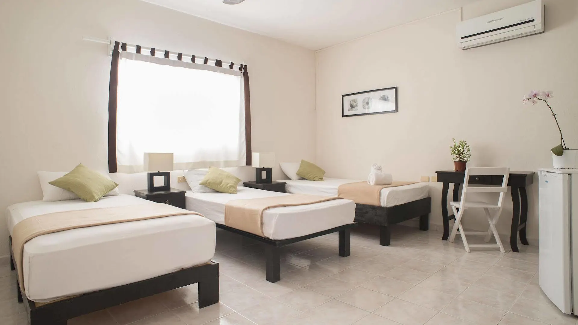 פלאייה דל כרמן Wabi Hotel  פלאייה דל כרמן