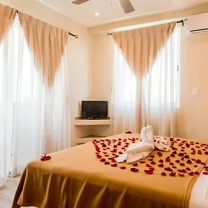Apartahotel Casa Leo, Playa del Carmen